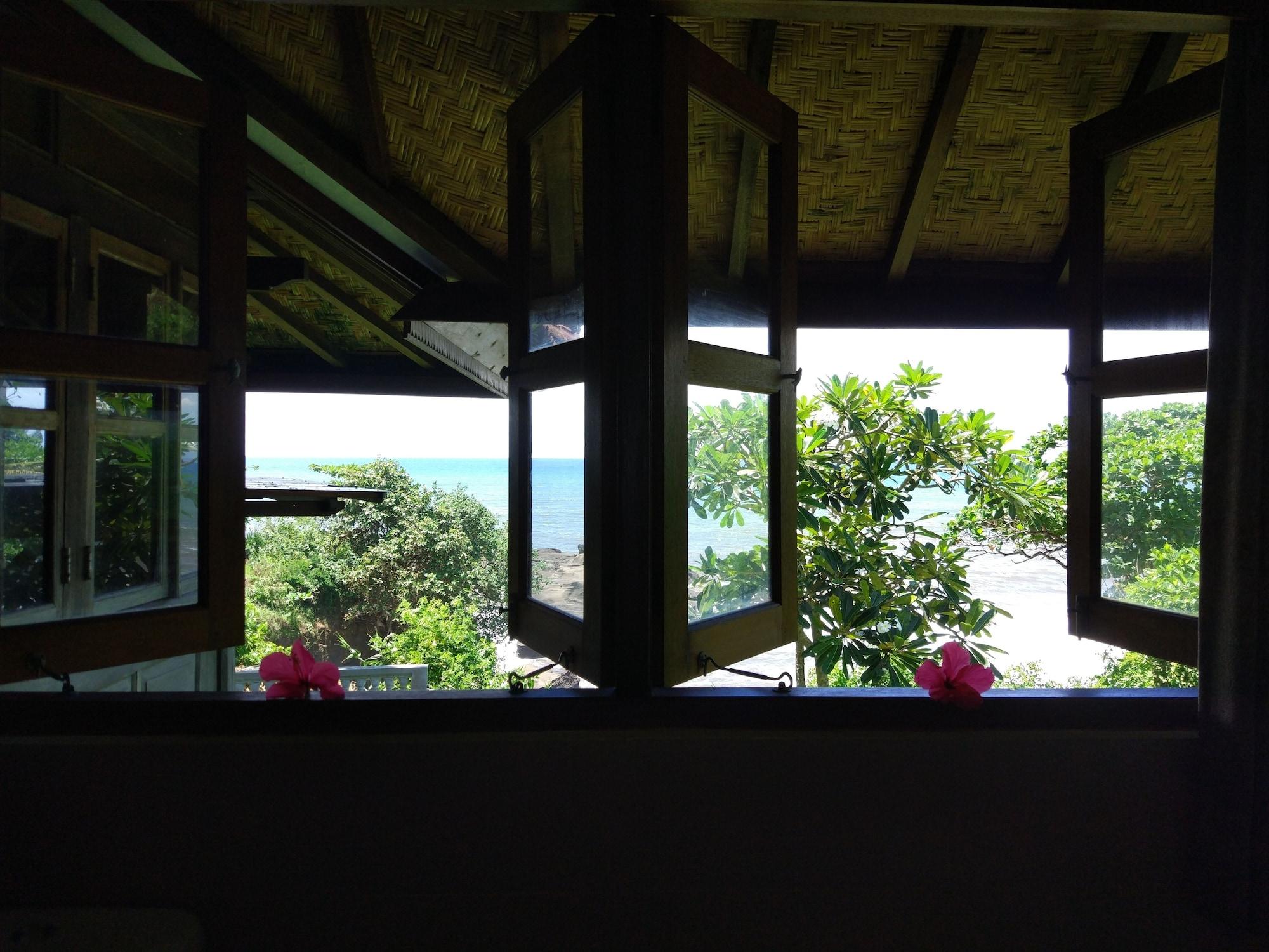 Gajah Mina Beach Resort Selemadeg  Bagian luar foto