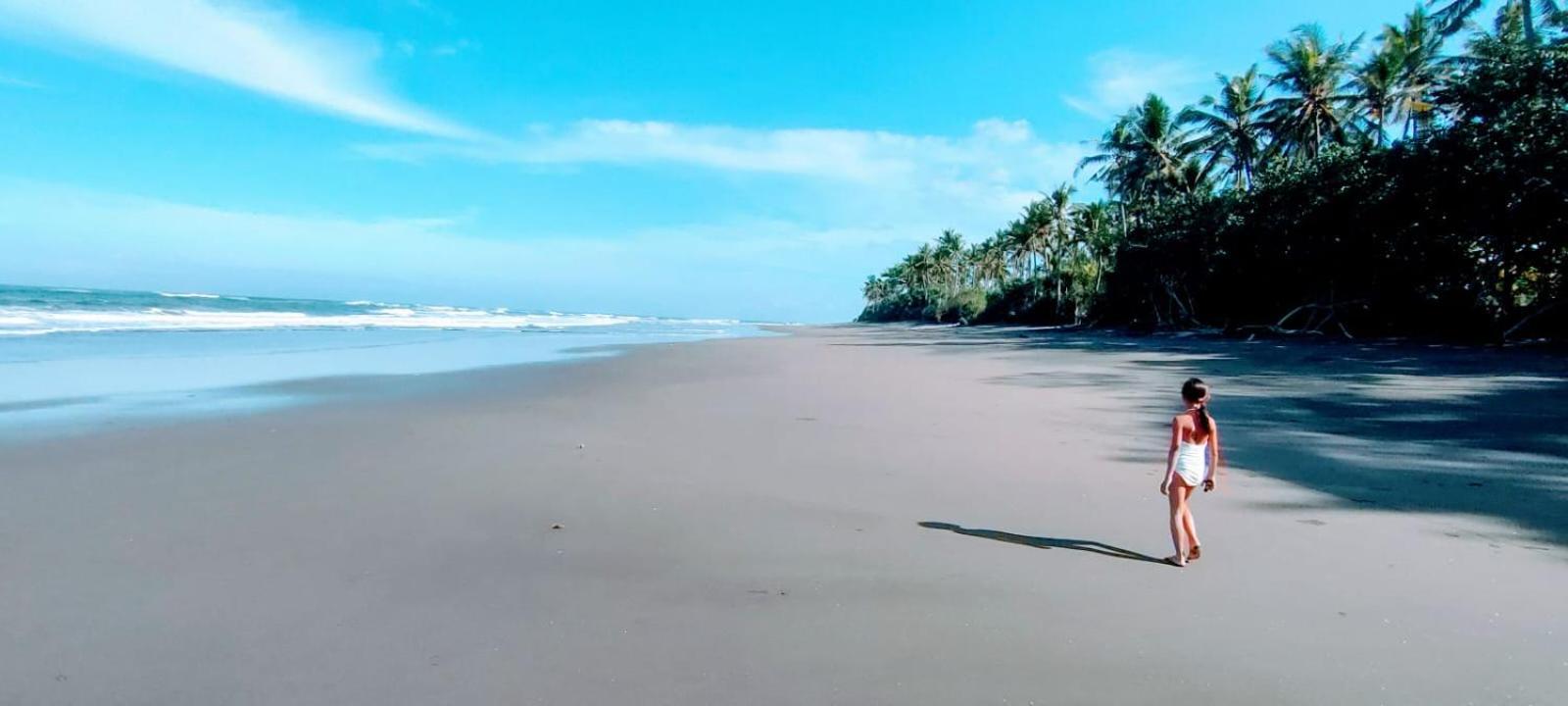 Gajah Mina Beach Resort Selemadeg  Bagian luar foto