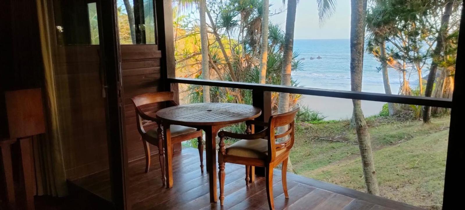 Gajah Mina Beach Resort Selemadeg  Bagian luar foto