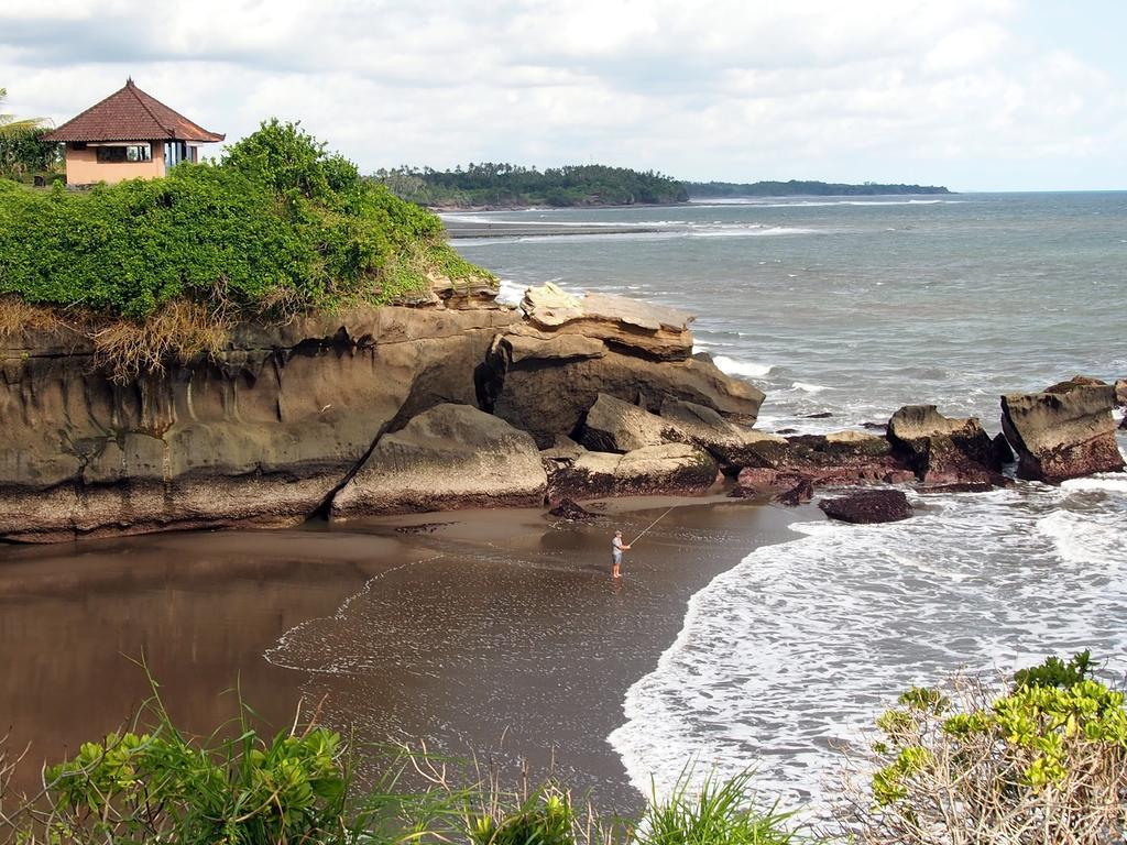 Gajah Mina Beach Resort Selemadeg  Bagian luar foto