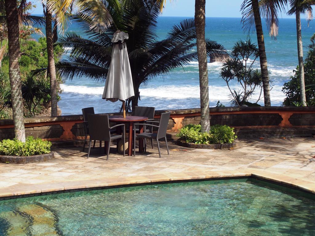 Gajah Mina Beach Resort Selemadeg  Bagian luar foto