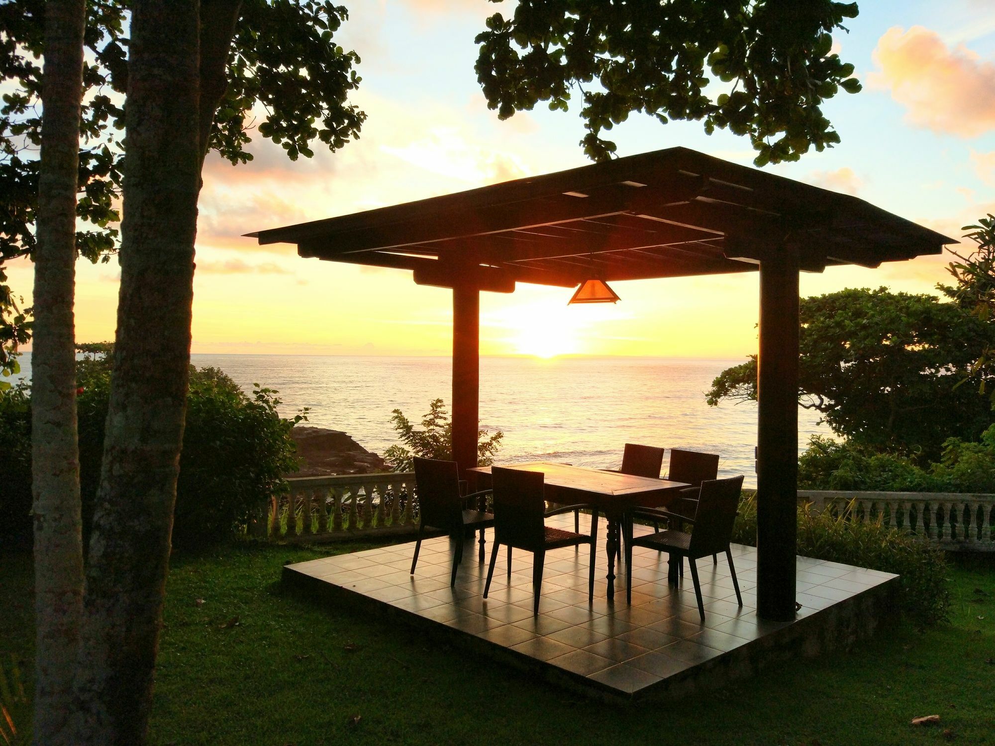 Gajah Mina Beach Resort Selemadeg  Bagian luar foto