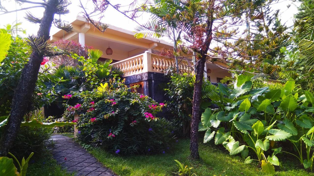 Gajah Mina Beach Resort Selemadeg  Bagian luar foto
